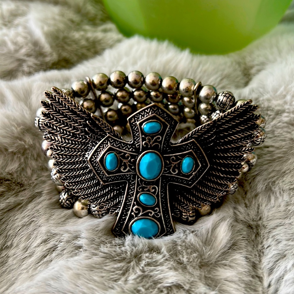 Great Wing Cross Stretch Bracelet